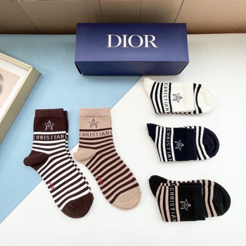 DIOR